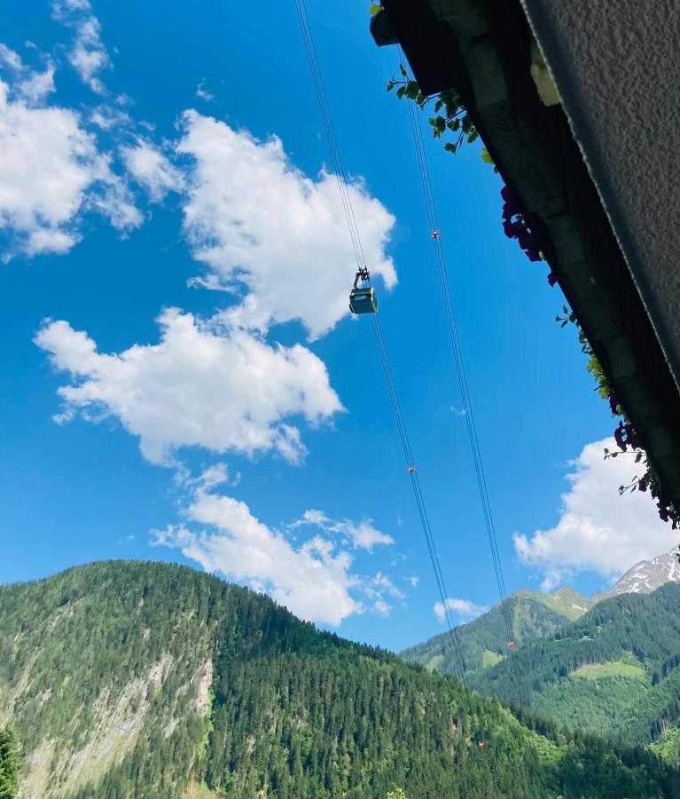 Apartamento Mountainrock Mayrhofen Exterior foto